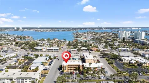 6651 Sunset Way St Pete Beach FL 33706