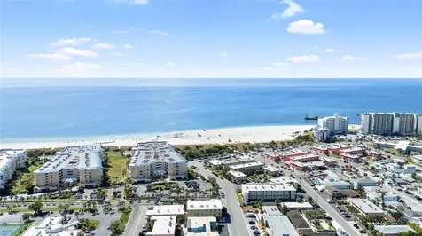 6651 Sunset Way St Pete Beach FL 33706