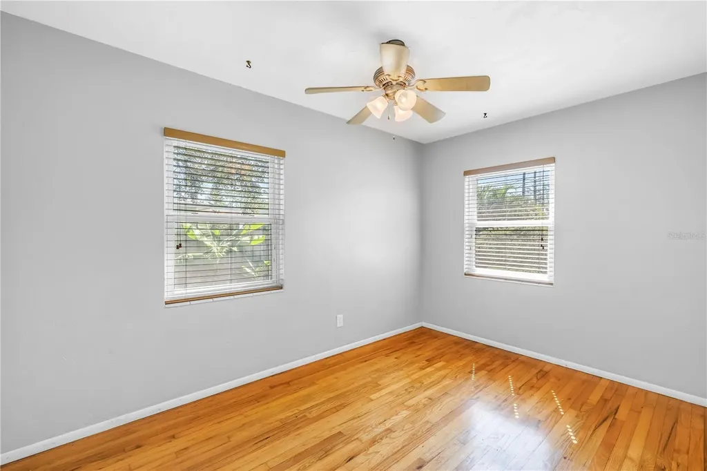 6144 2nd Avenue N St Petersburg FL 33710