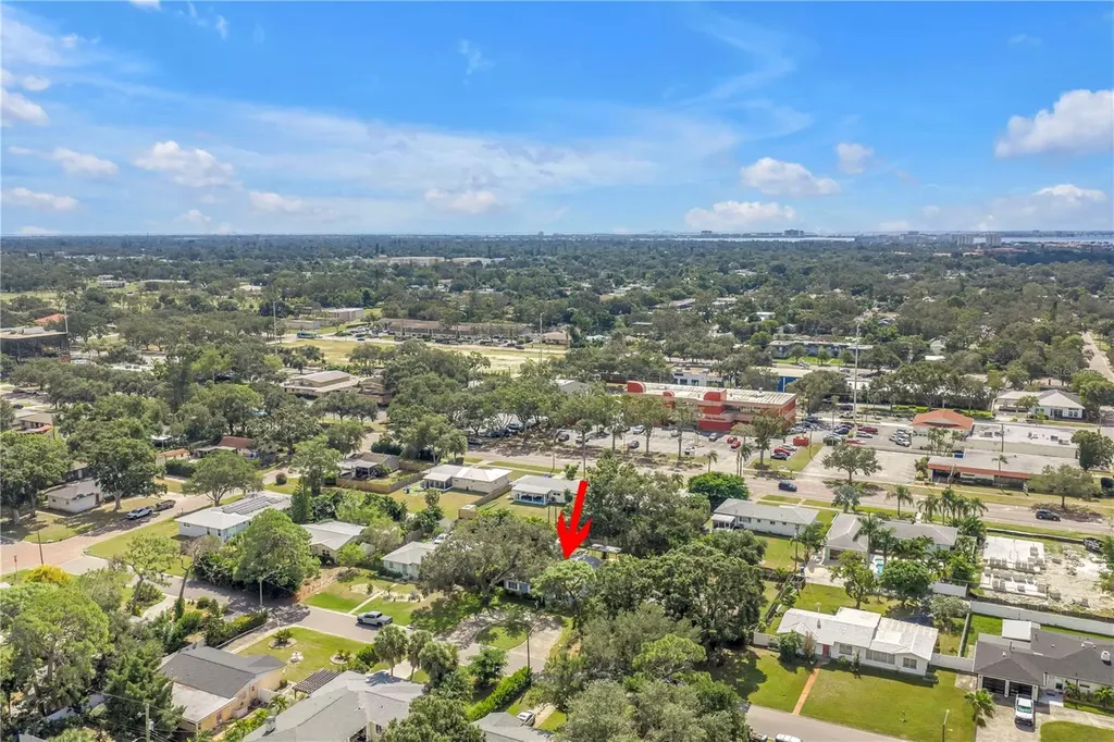 6144 2nd Avenue N St Petersburg FL 33710