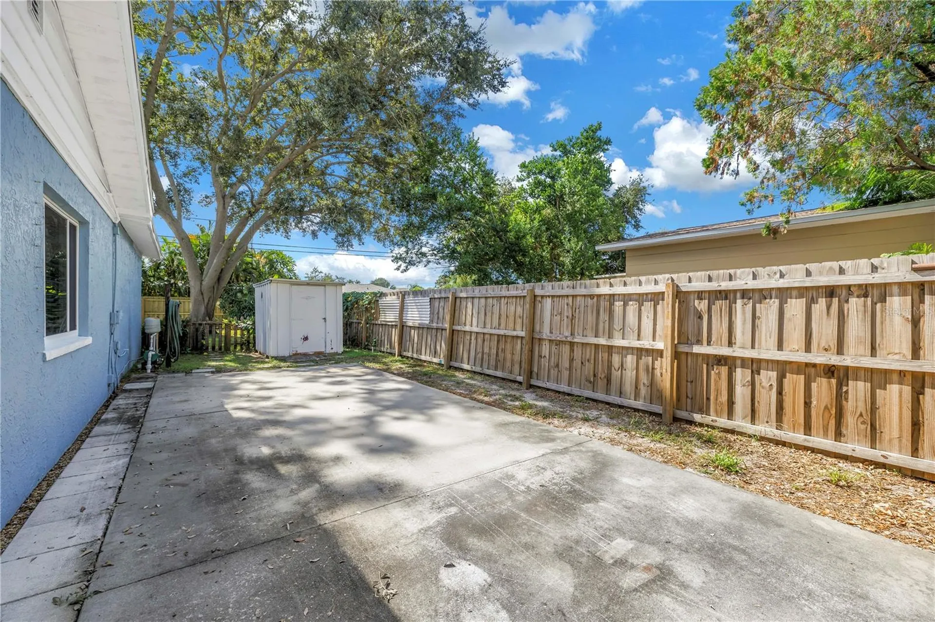 6144 2nd Avenue N St Petersburg FL 33710