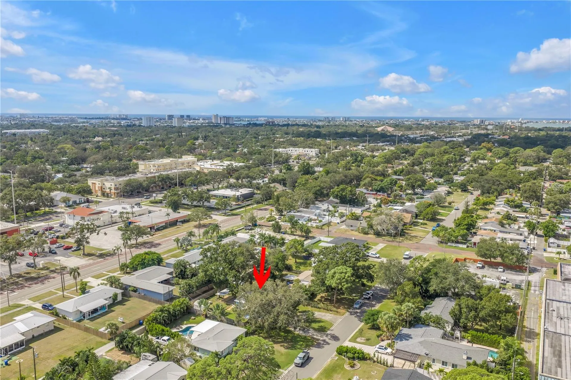 6144 2nd Avenue N St Petersburg FL 33710