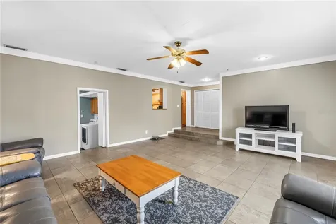 6144 2nd Avenue N St Petersburg FL 33710