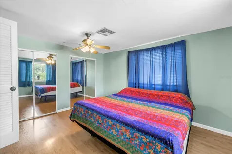 6144 2nd Avenue N St Petersburg FL 33710