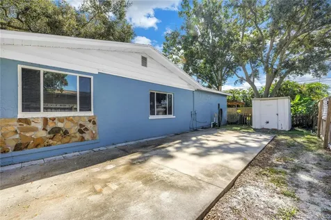 6144 2nd Avenue N St Petersburg FL 33710