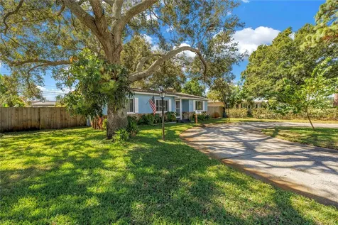 6144 2nd Avenue N St Petersburg FL 33710
