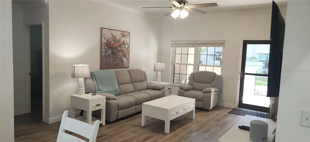 304 Los Prados Safety Harbor FL 34695