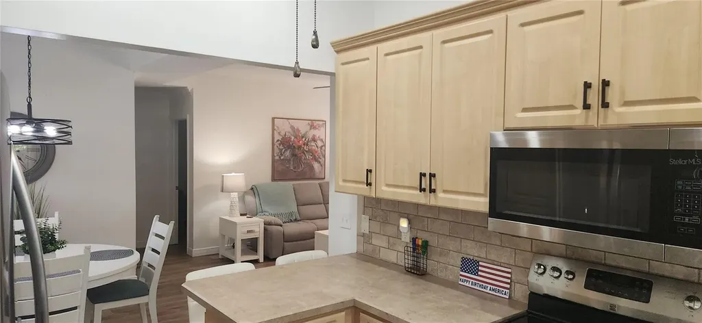 304 Los Prados Safety Harbor FL 34695