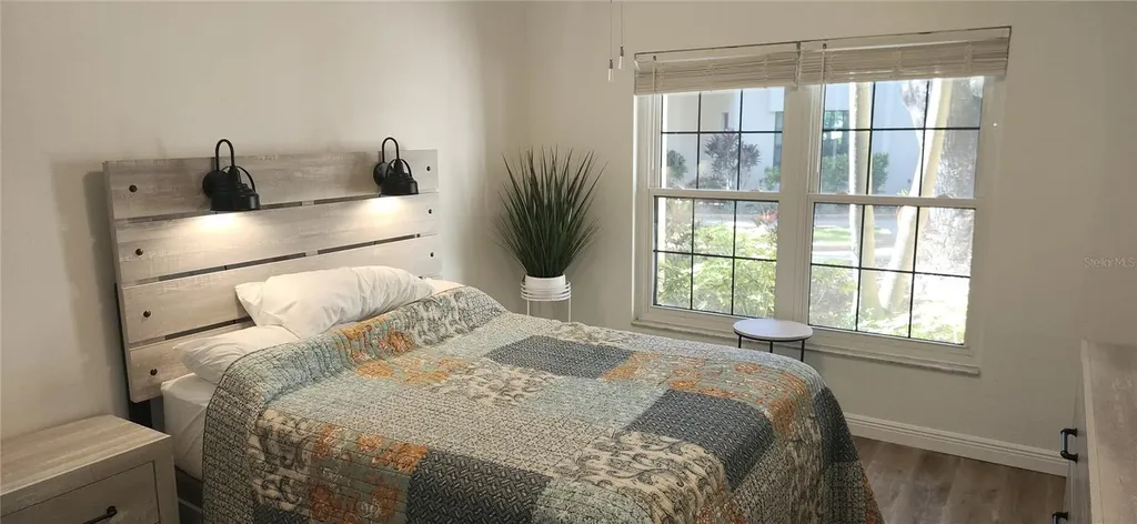 304 Los Prados Safety Harbor FL 34695