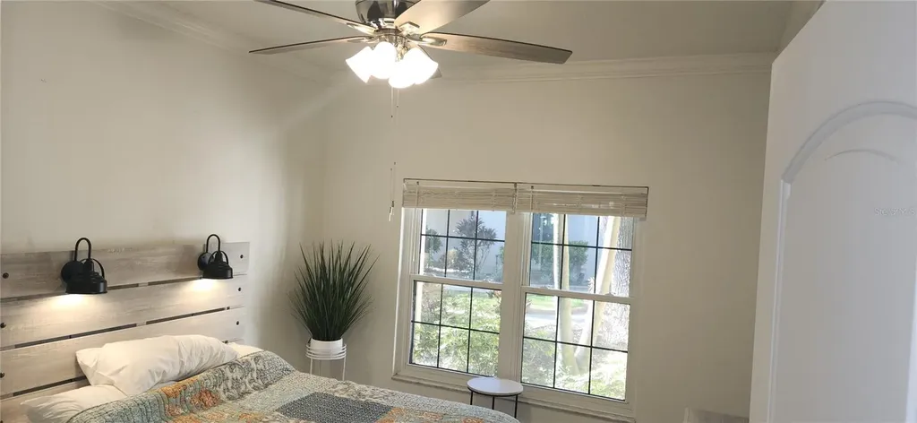 304 Los Prados Safety Harbor FL 34695