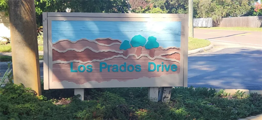 304 Los Prados Safety Harbor FL 34695