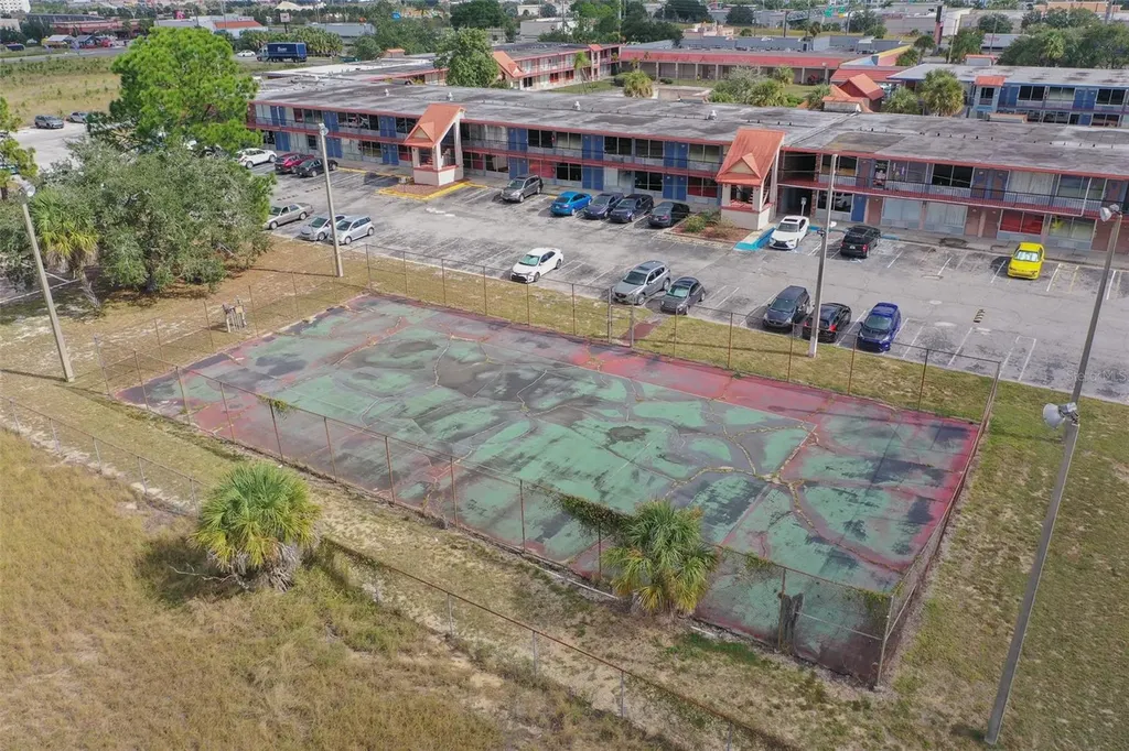 43420 Highway 27 Davenport FL 33837