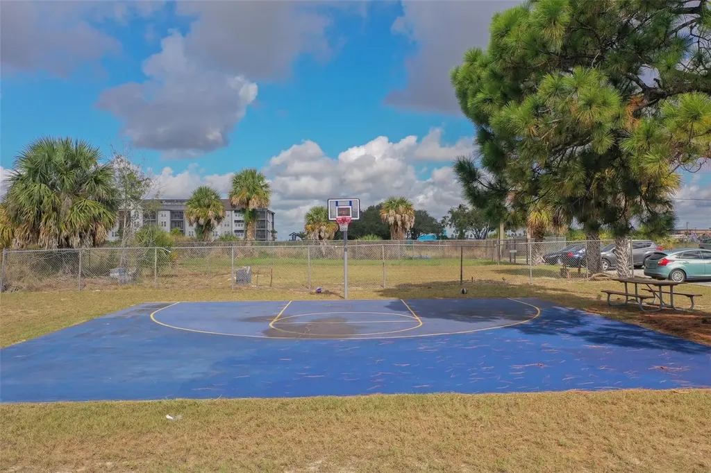 43420 Highway 27 Davenport FL 33837