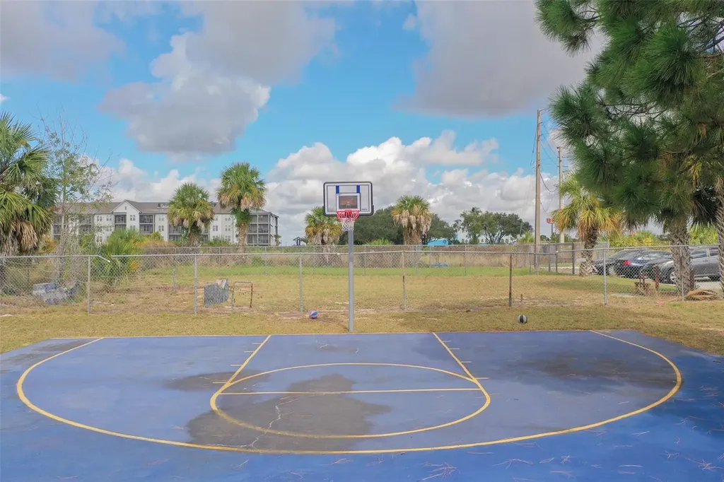 43420 Highway 27 Davenport FL 33837