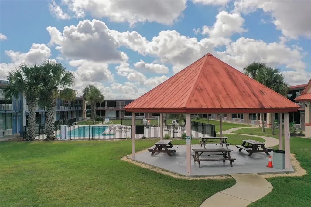 43420 Highway 27 Davenport FL 33837