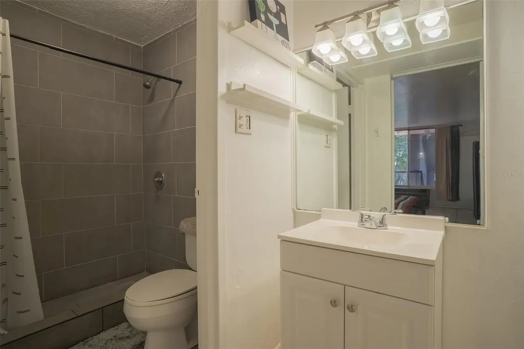 43420 Highway 27 Davenport FL 33837