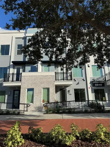 326 Center Lake Lane Oviedo FL 32765