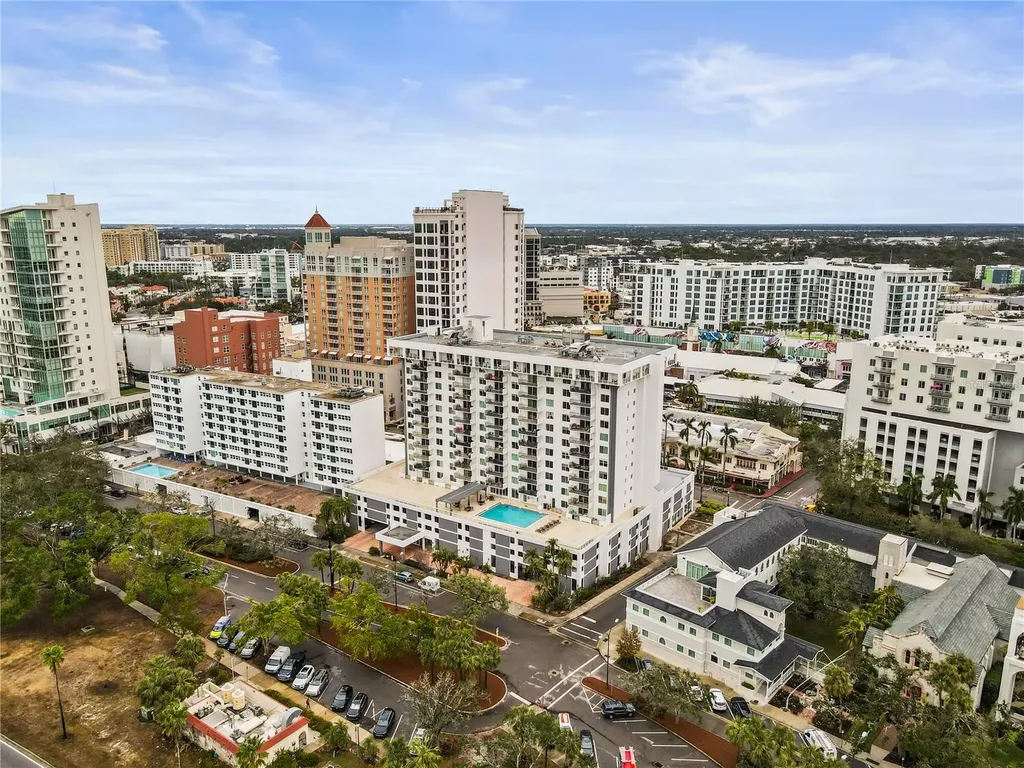 101 S Gulfstream Avenue Sarasota FL 34236