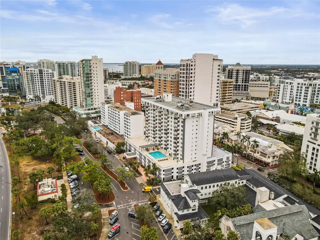 101 S Gulfstream Avenue Sarasota FL 34236