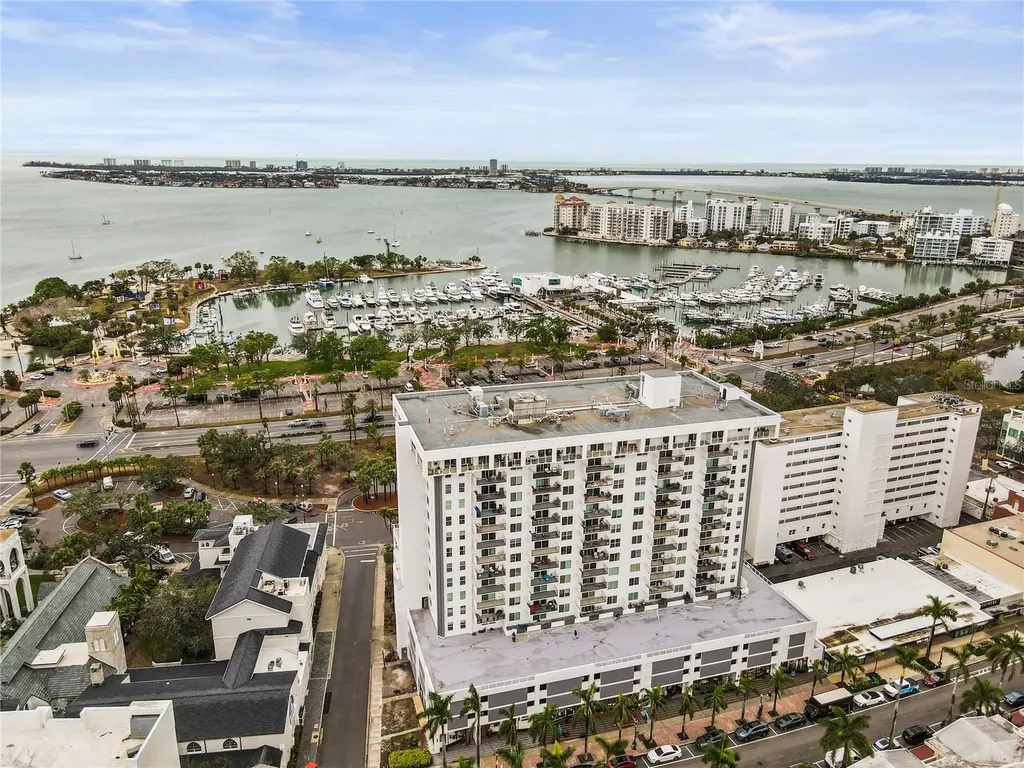 101 S Gulfstream Avenue Sarasota FL 34236