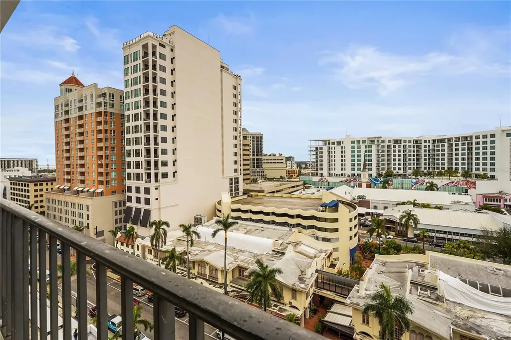 101 S Gulfstream Avenue Sarasota FL 34236