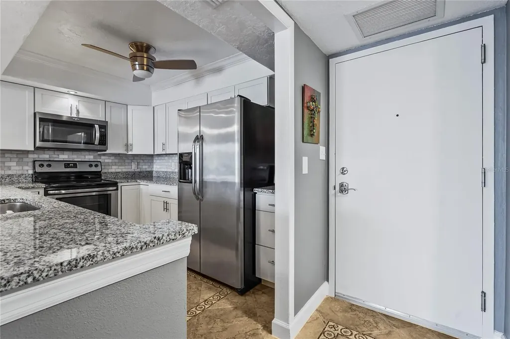 101 S Gulfstream Avenue Sarasota FL 34236