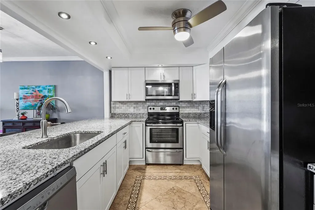 101 S Gulfstream Avenue Sarasota FL 34236