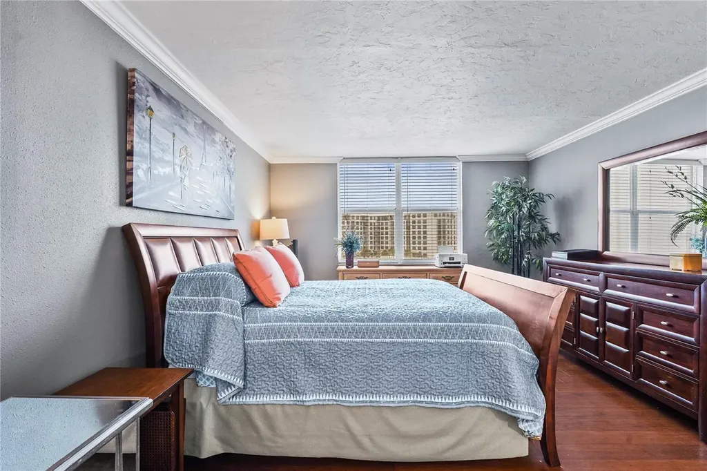 101 S Gulfstream Avenue Sarasota FL 34236