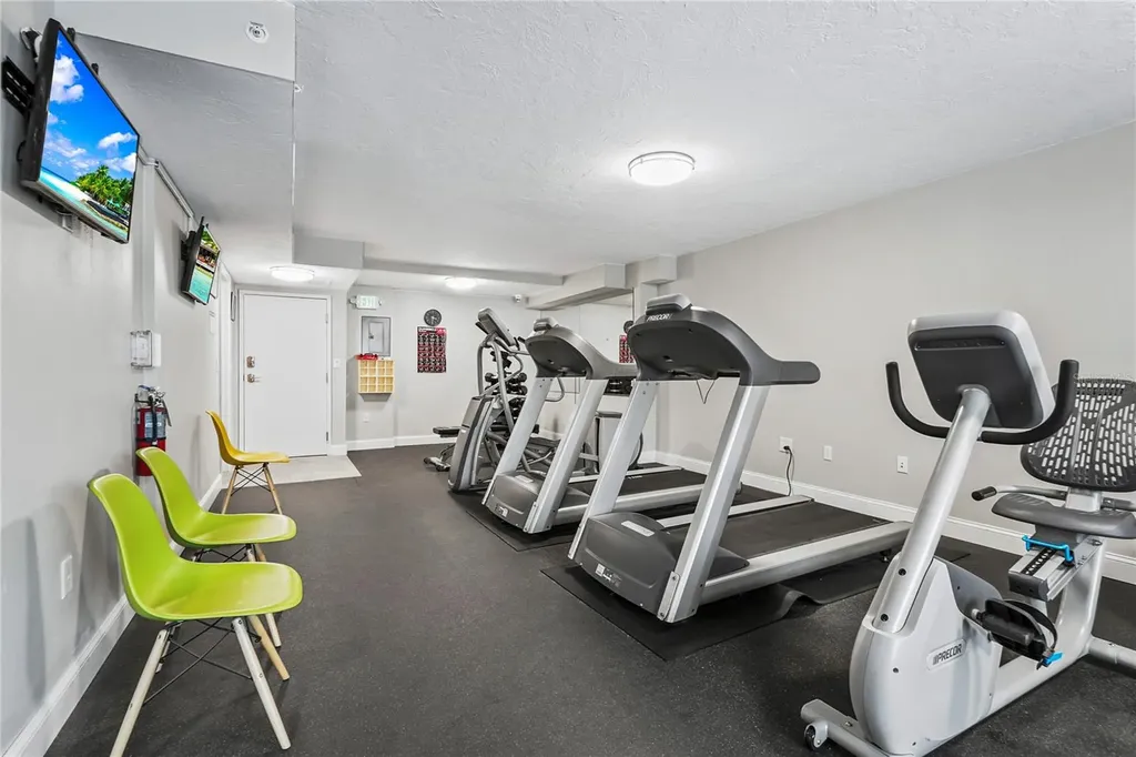 101 S Gulfstream Avenue Sarasota FL 34236