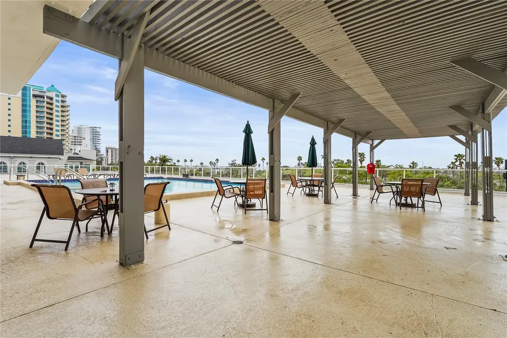 101 S Gulfstream Avenue Sarasota FL 34236