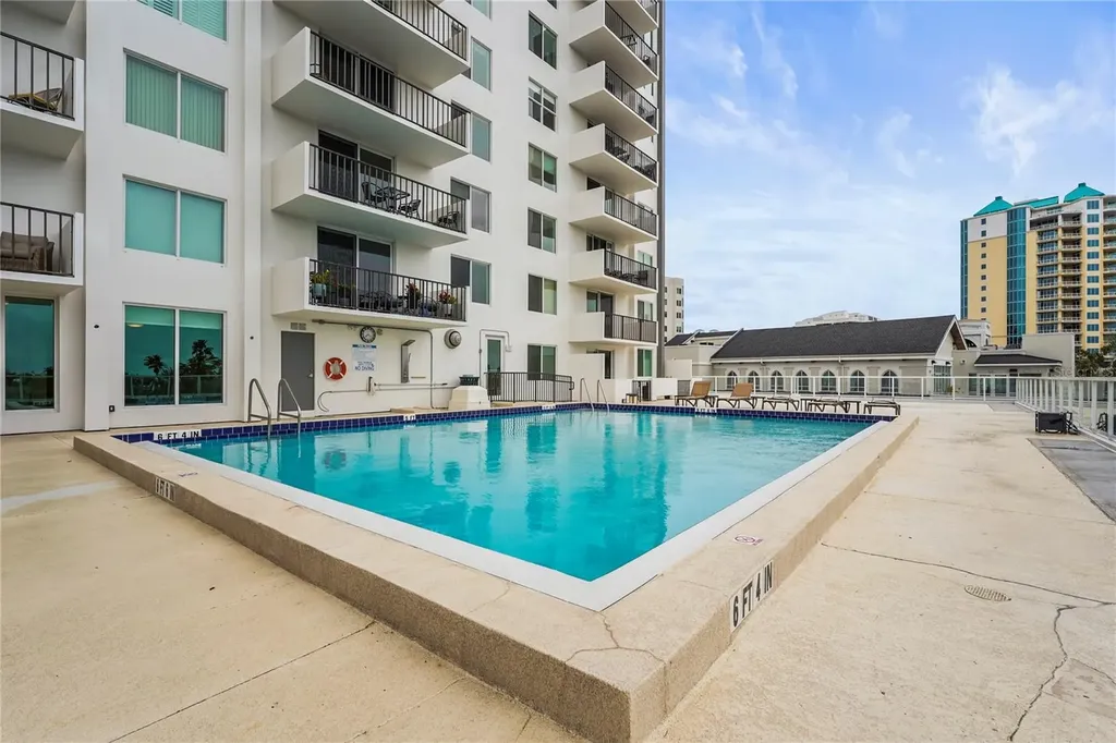 101 S Gulfstream Avenue Sarasota FL 34236