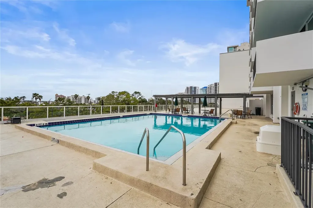 101 S Gulfstream Avenue Sarasota FL 34236