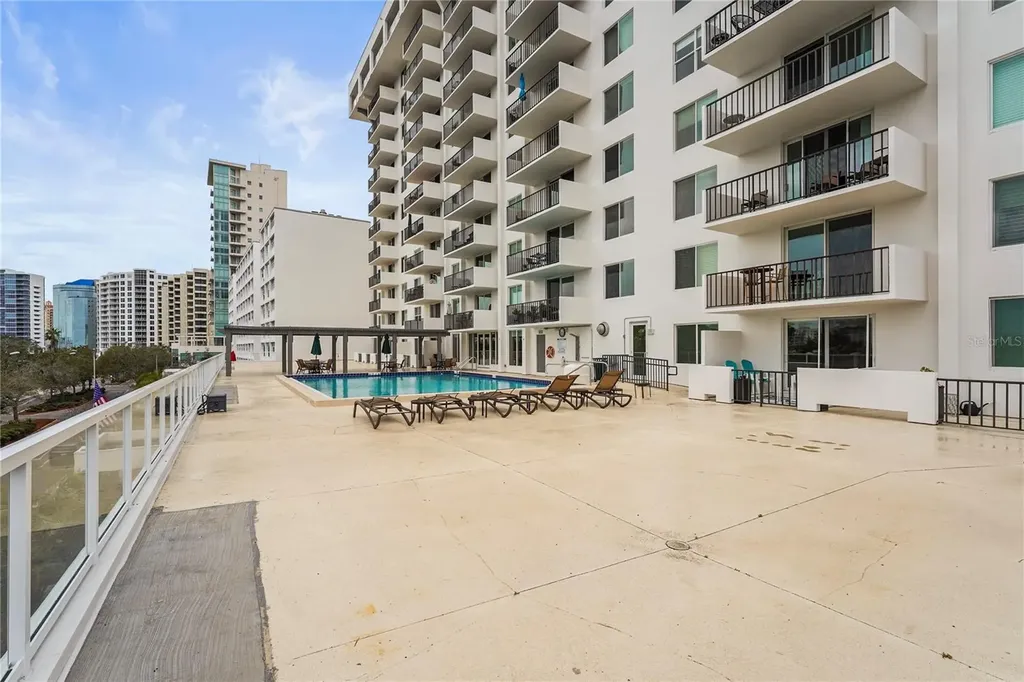 101 S Gulfstream Avenue Sarasota FL 34236