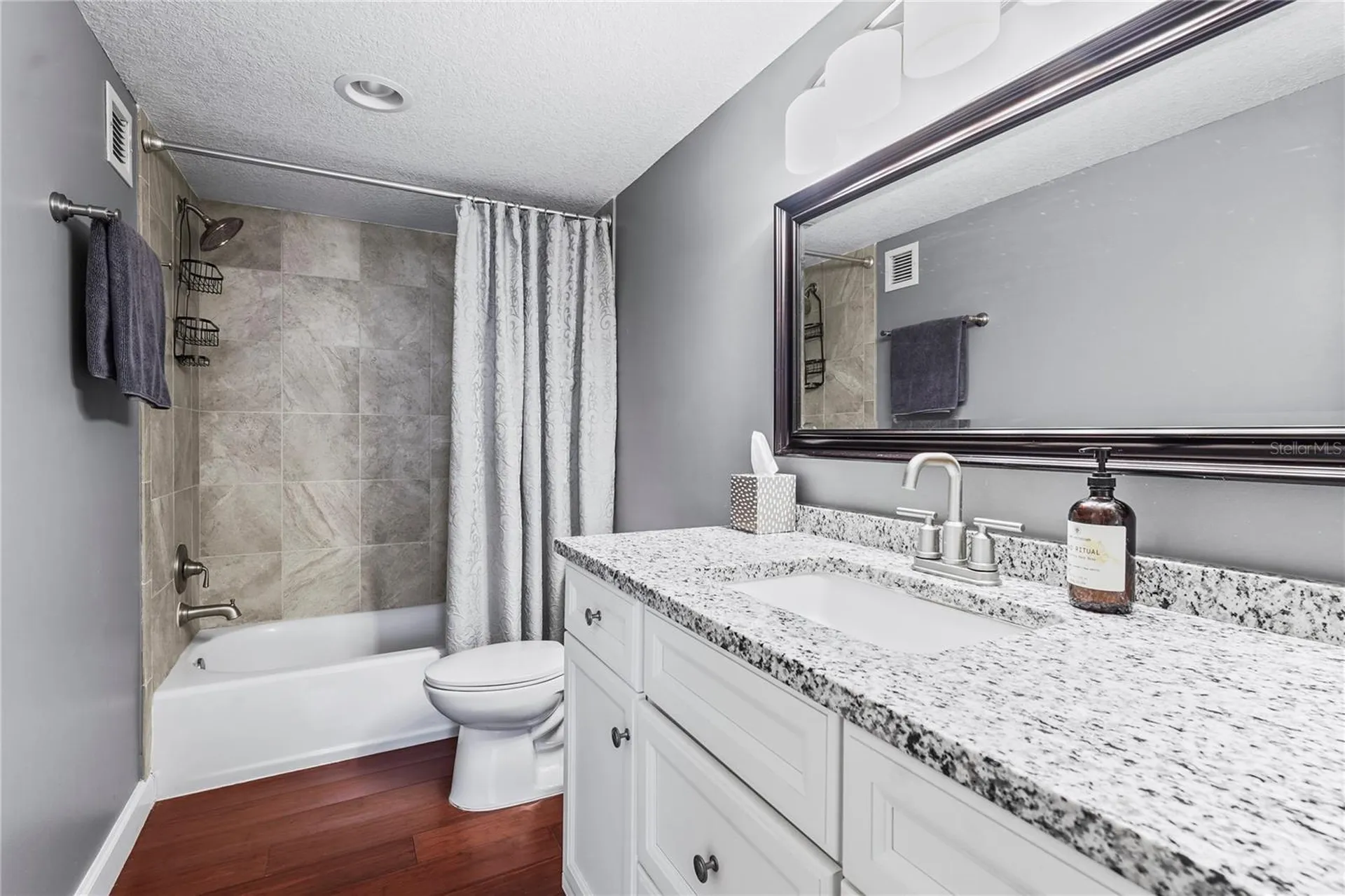 101 S Gulfstream Avenue Sarasota FL 34236