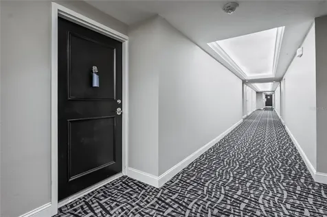 101 S Gulfstream Avenue Sarasota FL 34236