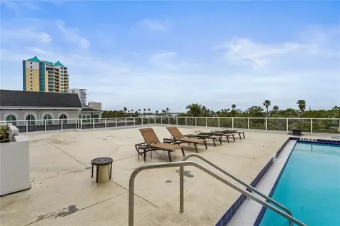 101 S Gulfstream Avenue Sarasota FL 34236