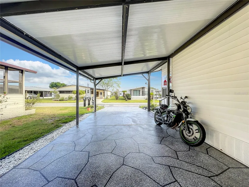 6518 Raintree Lane NE Winter Haven FL 33881