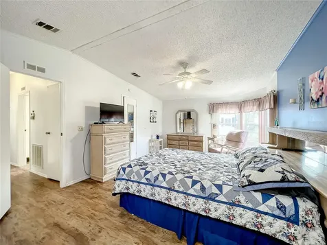 6518 Raintree Lane NE Winter Haven FL 33881