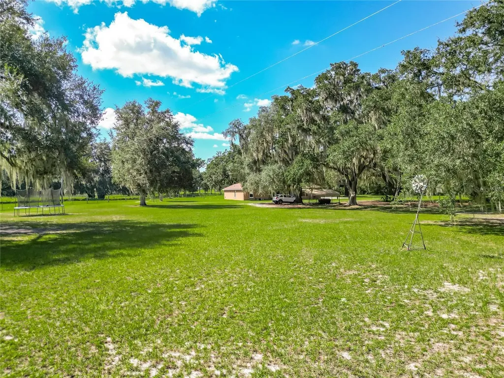 12611 NE 36th Avenue Anthony FL 32617