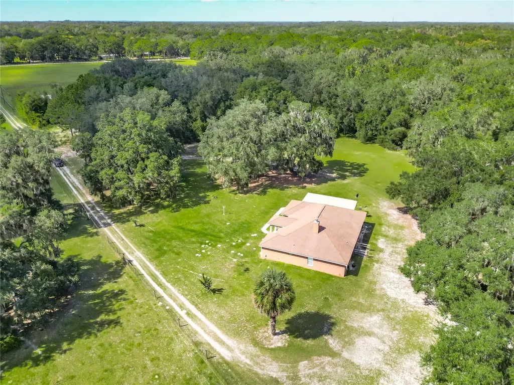 12611 NE 36th Avenue Anthony FL 32617