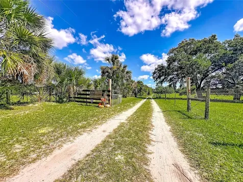 12611 NE 36th Avenue Anthony FL 32617