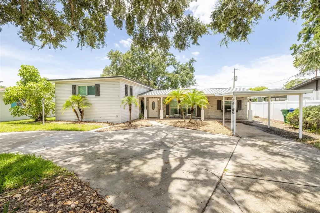 4605 S Cooper Place Tampa FL 33611
