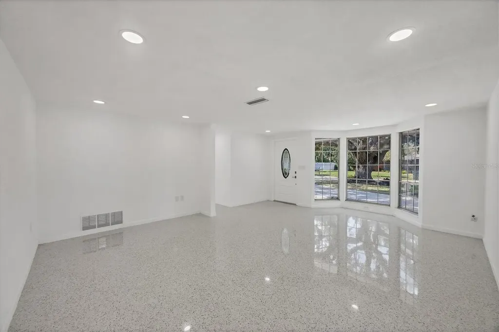 6711 S Lockwood Ridge Road Sarasota FL 34231