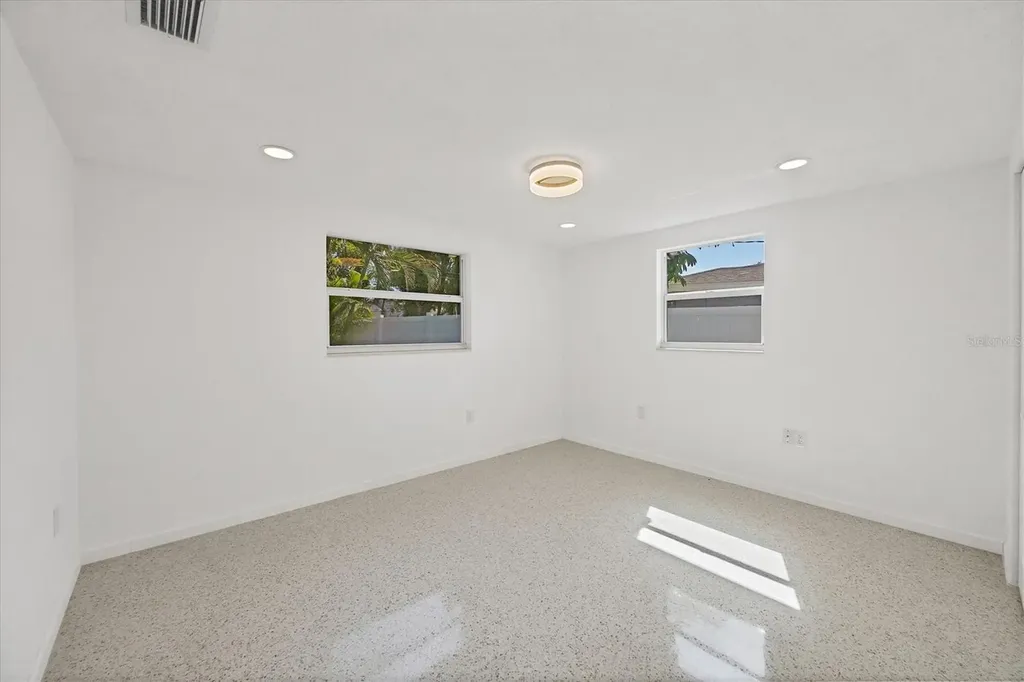 6711 S Lockwood Ridge Road Sarasota FL 34231