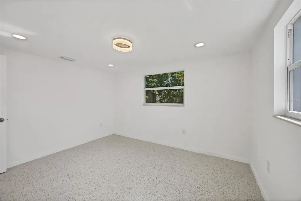 6711 S Lockwood Ridge Road Sarasota FL 34231