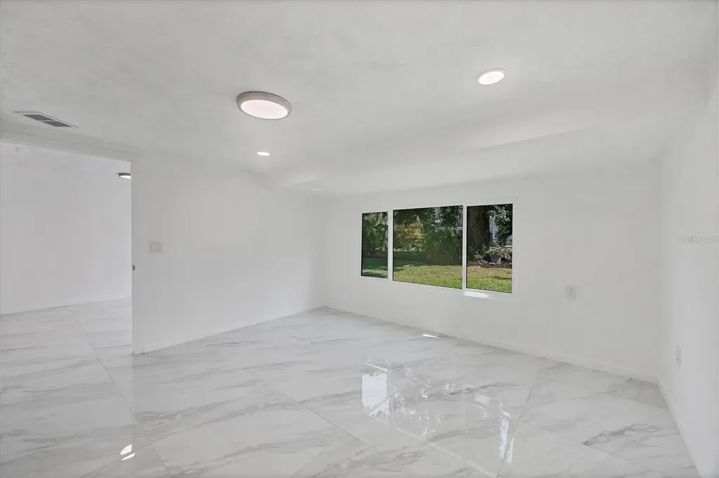 6711 S Lockwood Ridge Road Sarasota FL 34231