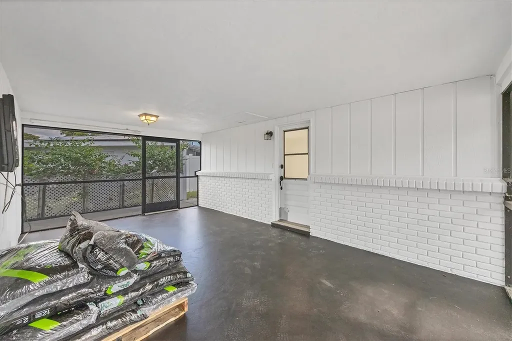 6711 S Lockwood Ridge Road Sarasota FL 34231