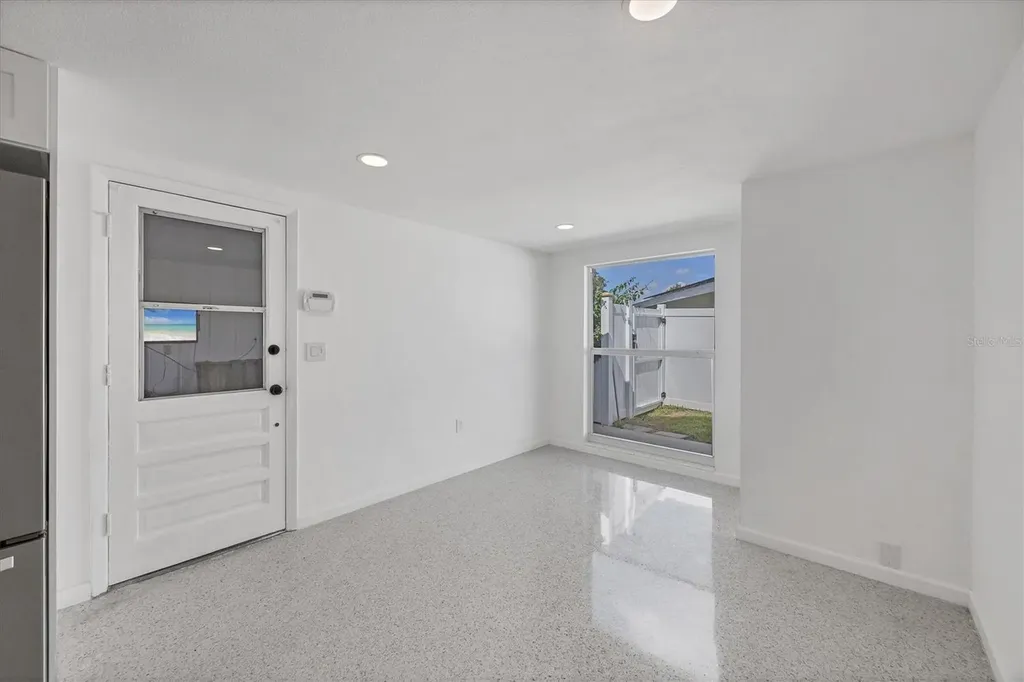 6711 S Lockwood Ridge Road Sarasota FL 34231
