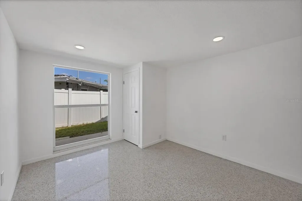 6711 S Lockwood Ridge Road Sarasota FL 34231