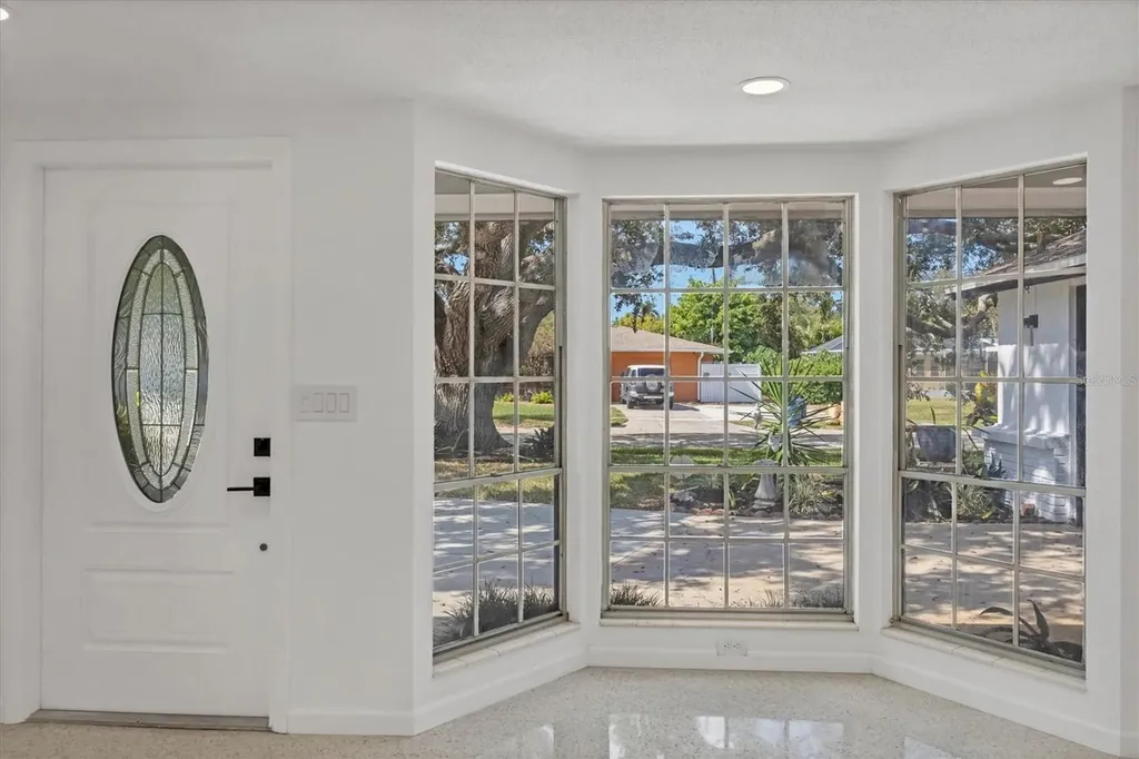 6711 S Lockwood Ridge Road Sarasota FL 34231